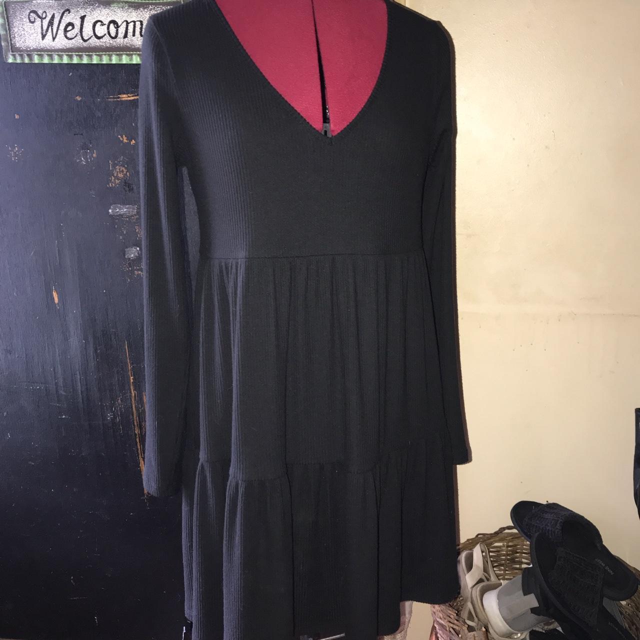 001182- yel WILD FABLE black long sleeve ruffle midi... - Depop