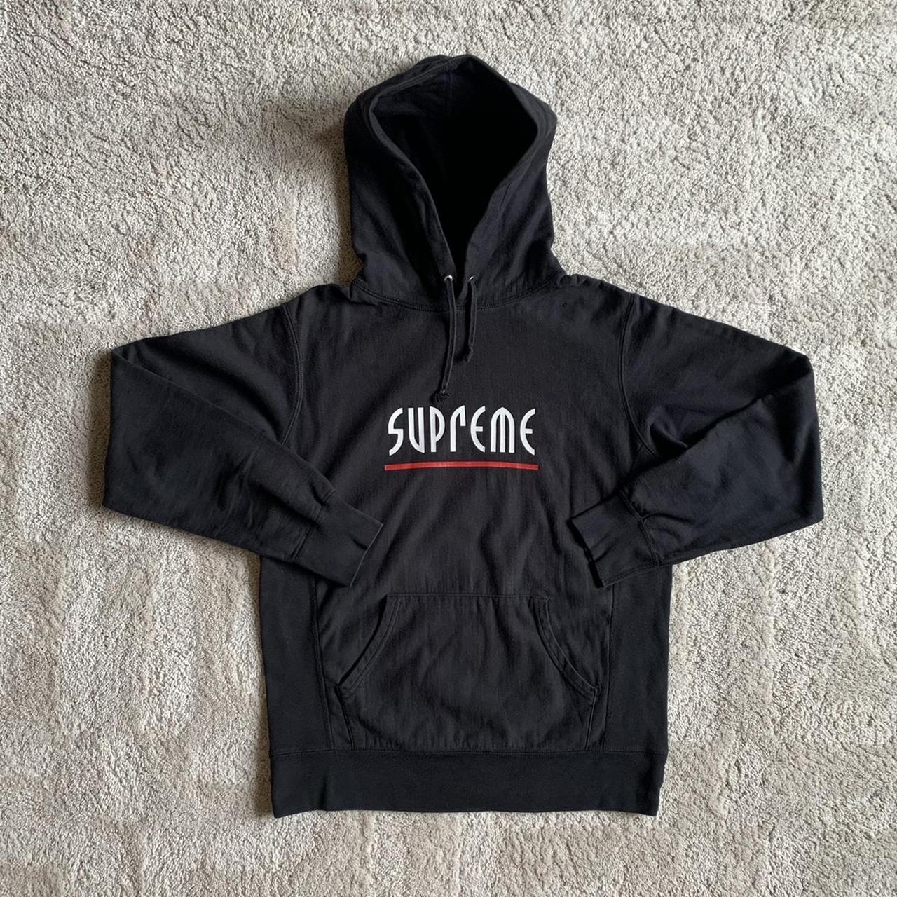 Supreme Men's Hoodie | Depop