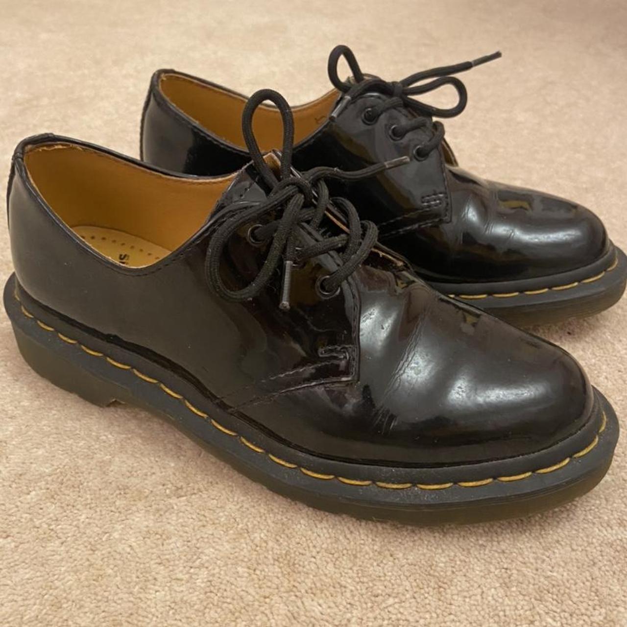 1461 dr martens patent