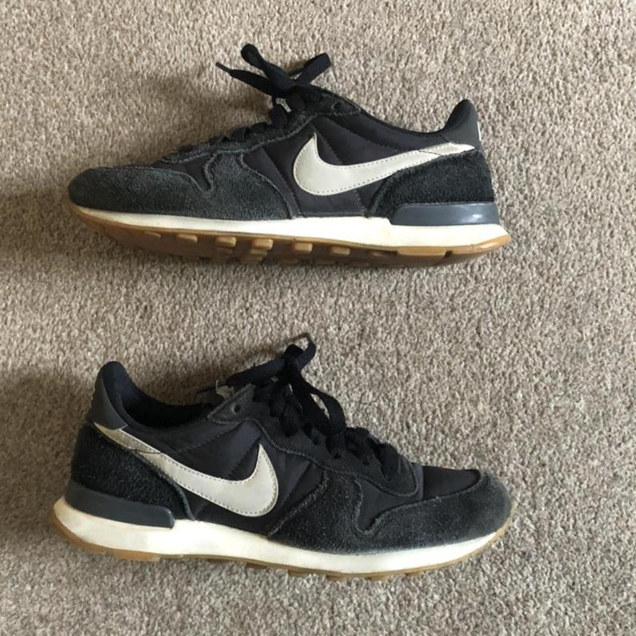 internationalist trainers