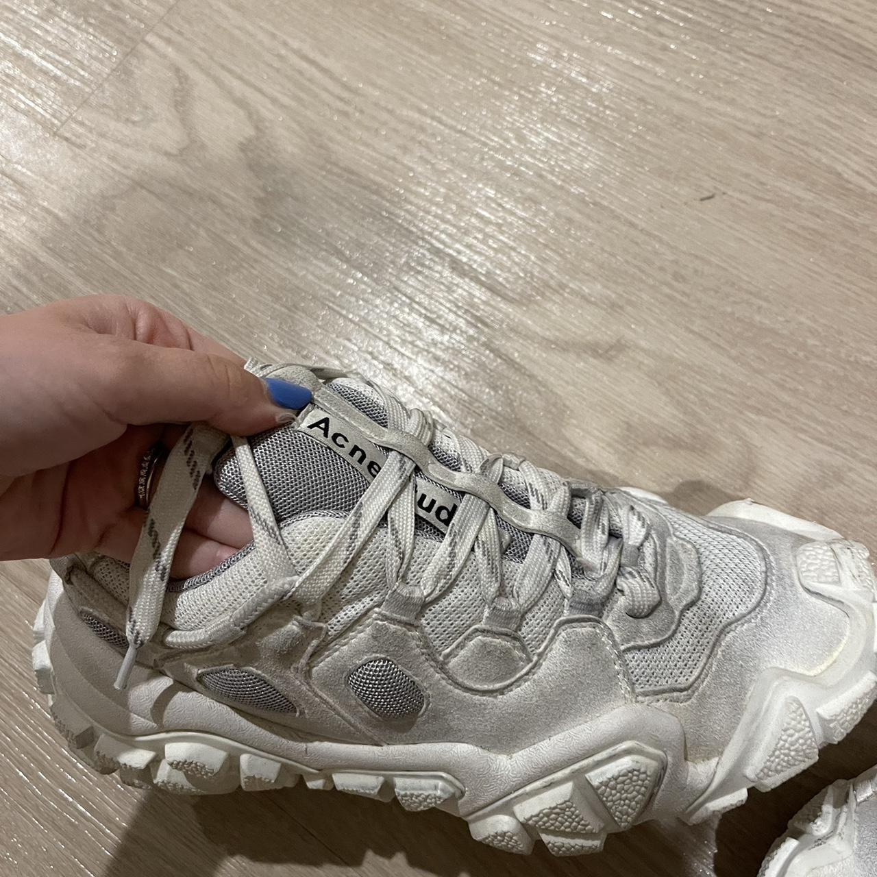【24SS NEW】Acne Studios_men / レザー ロートップスニーカー 24SS NEW】Acne Studios_men / レザー ロートップスニーカー