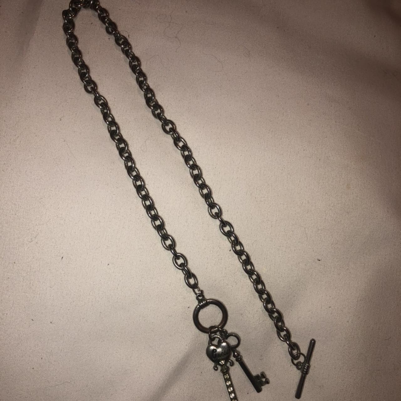 Guess key outlet necklace