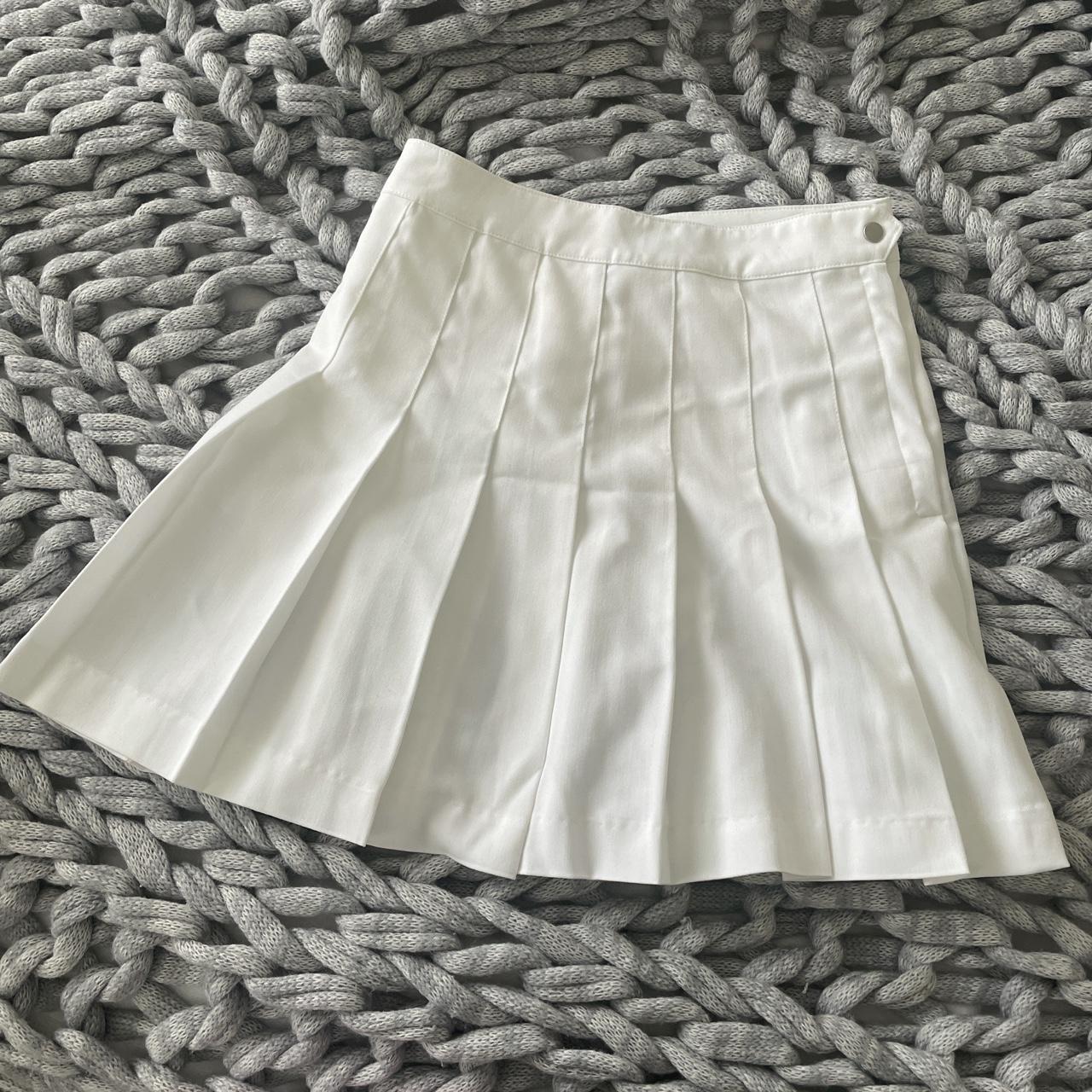 H & M pleated white skirt -brand new with tags... - Depop