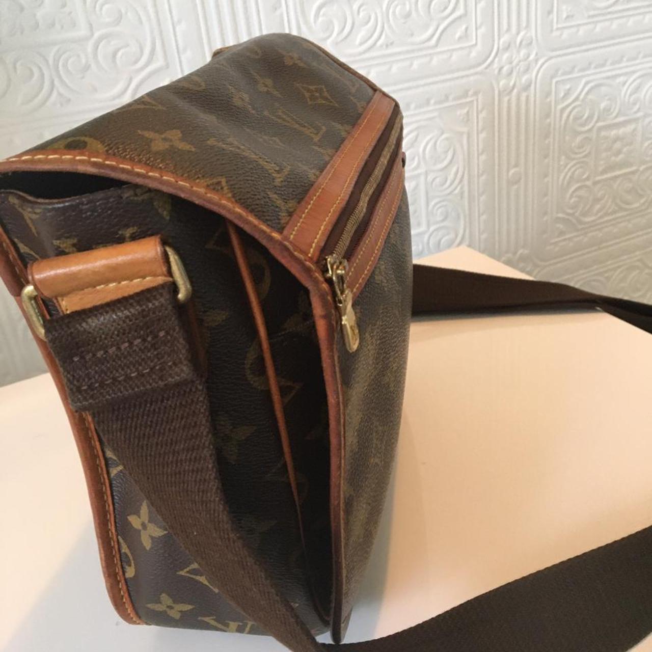 Louis vuitton-messenger-bag - Depop