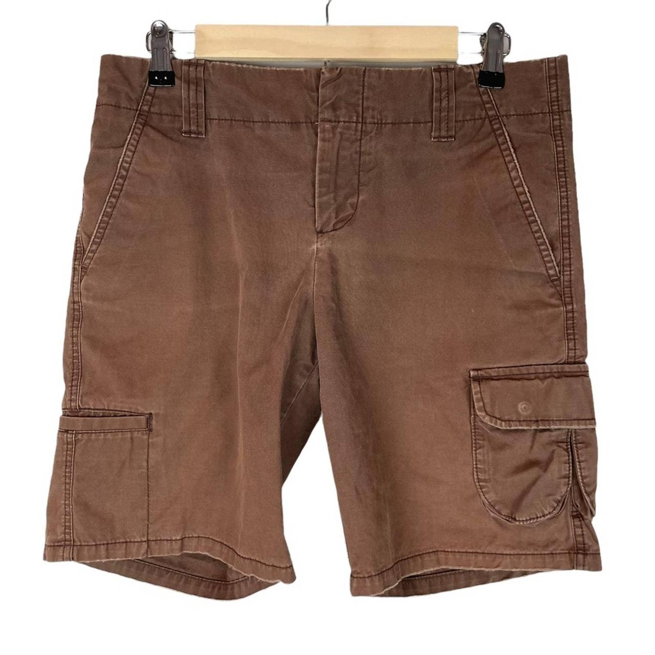 Gap Favorite Chino Cargo brown shorts Y2K mid rise,... Depop