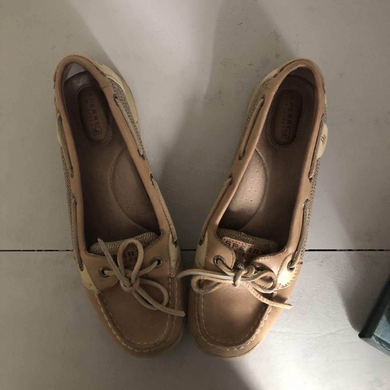 Sperry Women's Tan Boatshoes Depop