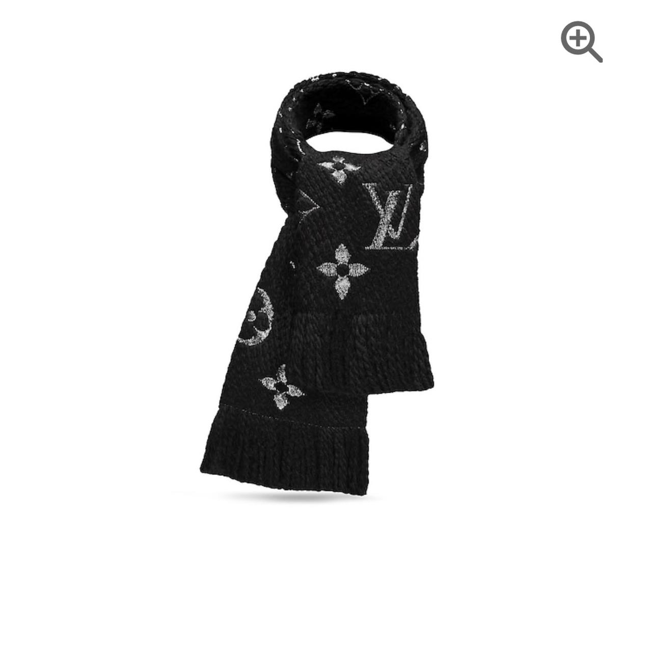 Louis Vuitton Logomania scarf for sale. Such a - Depop