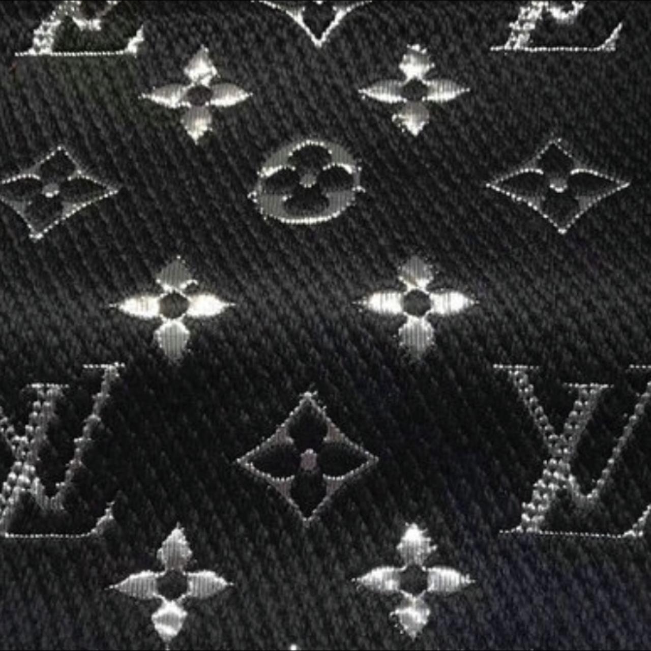 Gray Louis Vuitton Logomania Scarf. Original - Depop