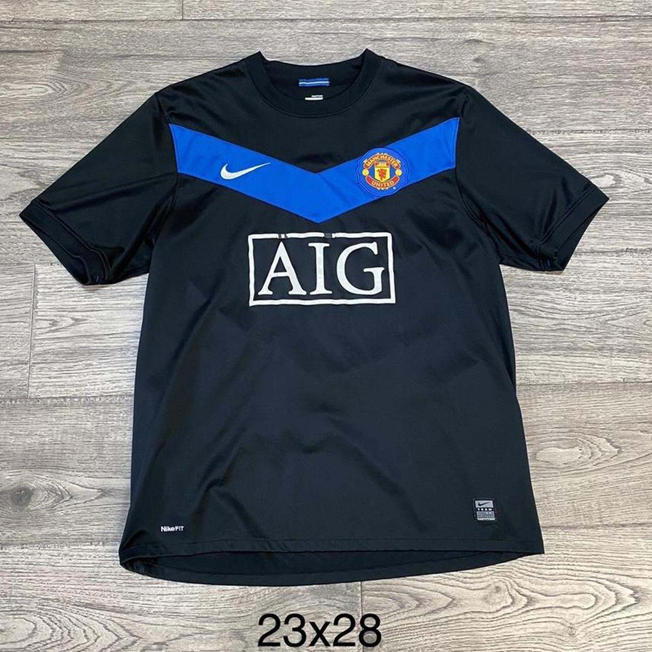 Nike Soccer Jersey Large Manchester United 23x28 Depop