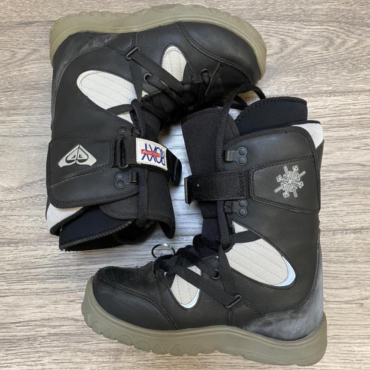 roxy snowboard boots