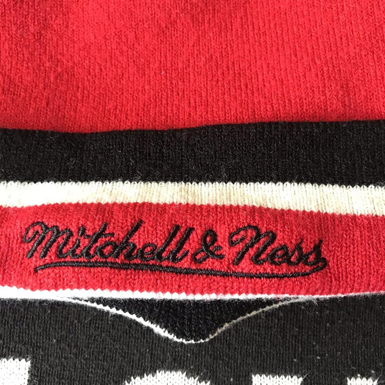 Mitchell & Ness Men's Red and Black Hat (4)