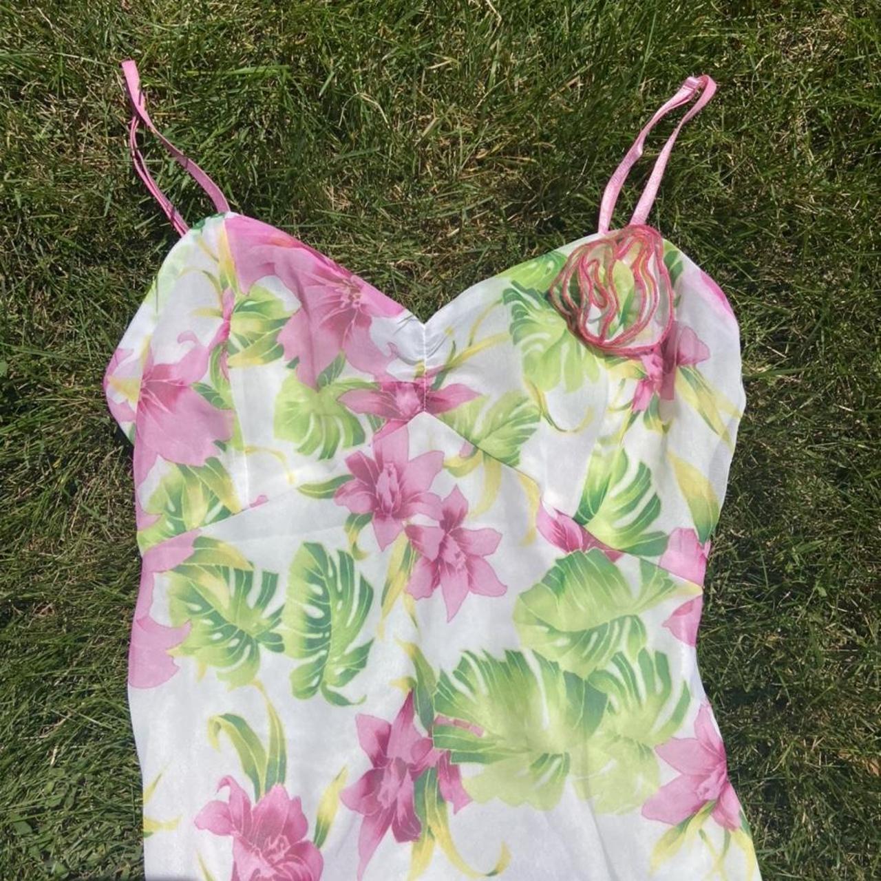 adorable white and floral lingerie top Size: M... - Depop