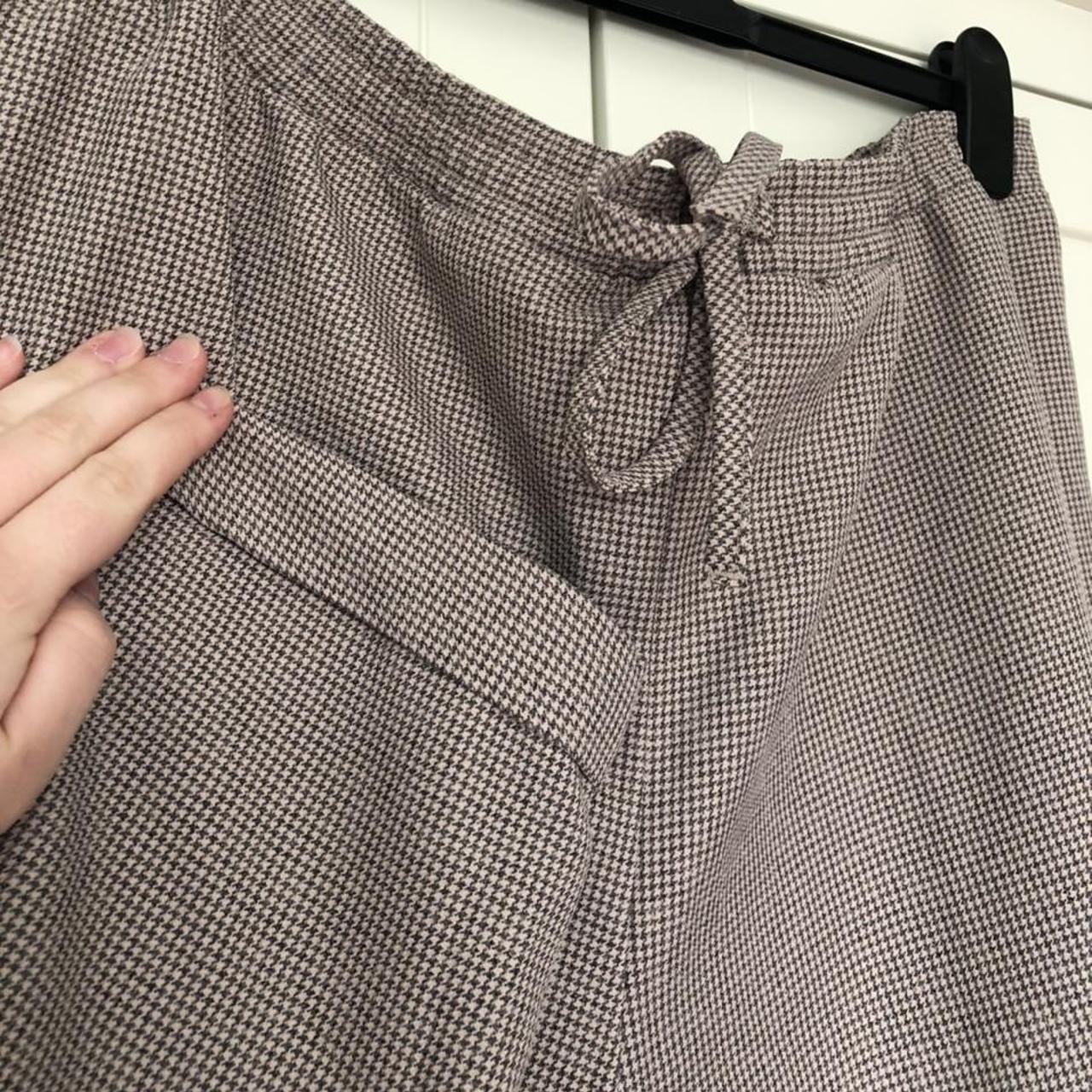 Sainsbury's TU Women's Grey and Cream Trousers | Depop