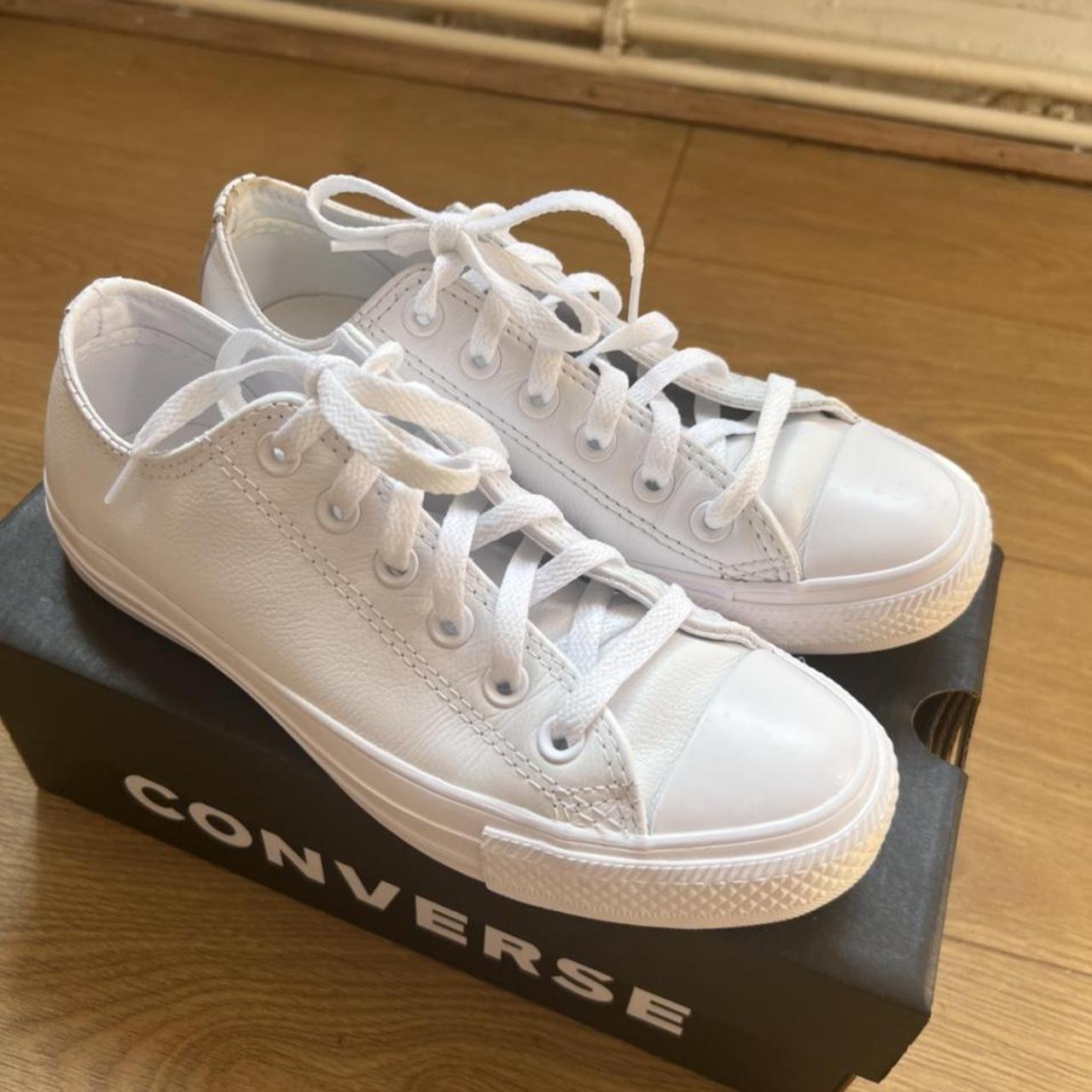 Womens white leather store converse size 5