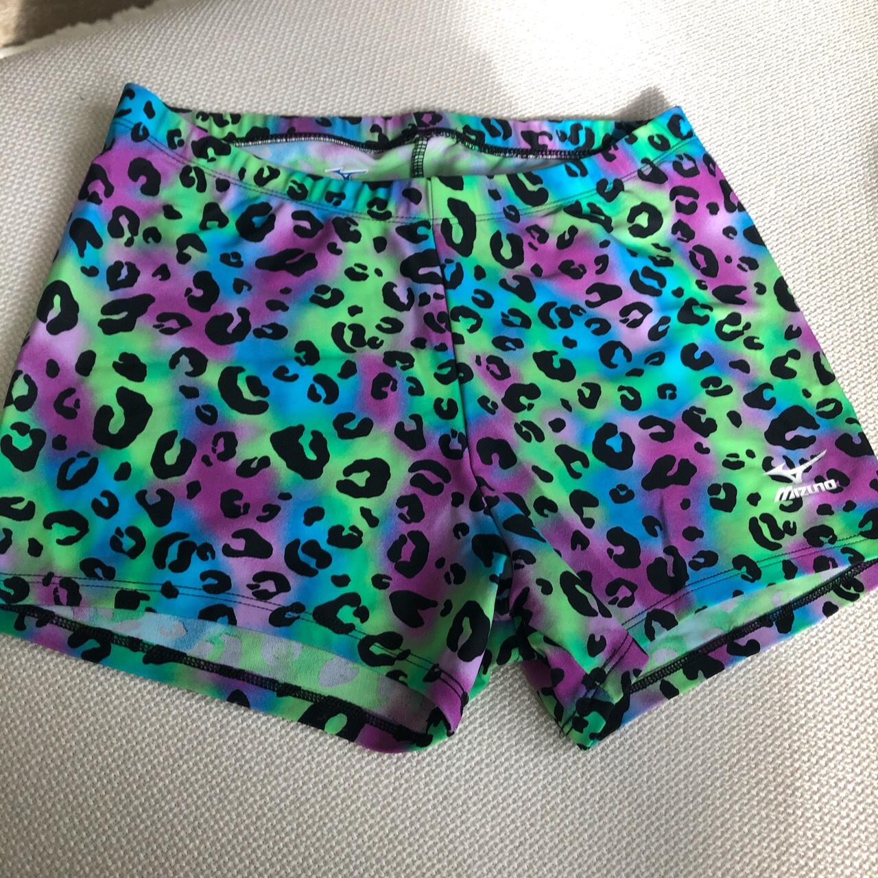 Mizuno spandex volleyball shorts. These have barely - Depop