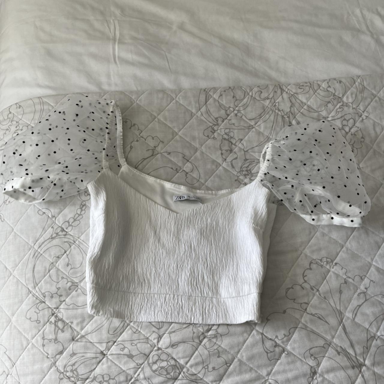 Zara Women's White and Black Crop-top | Depop