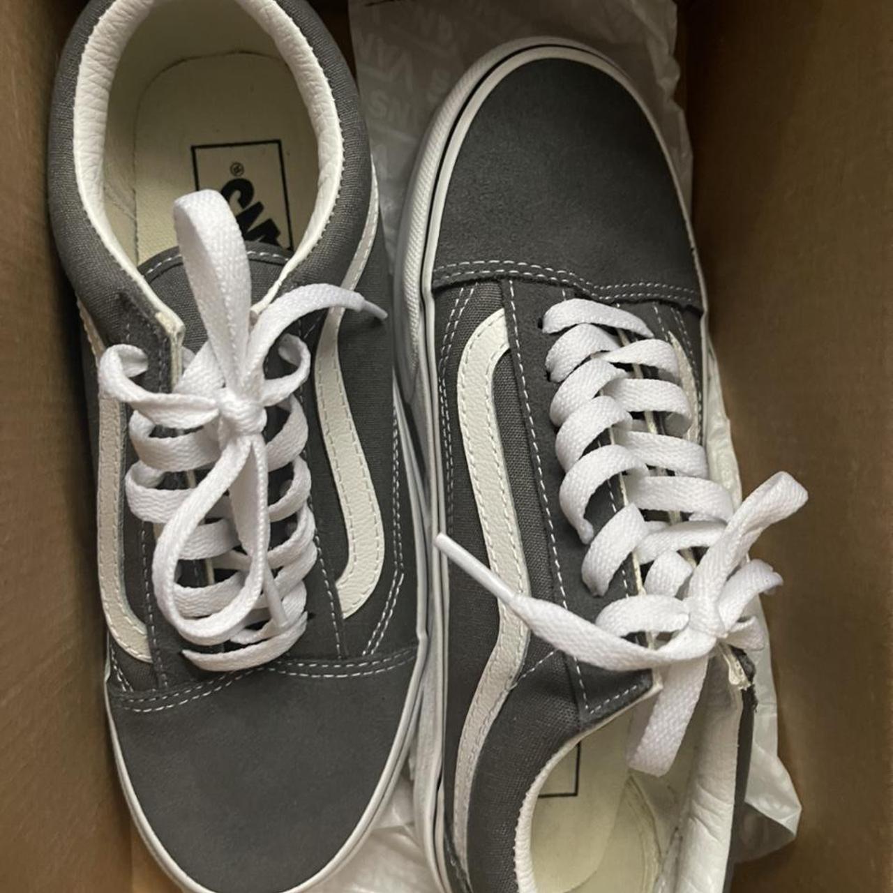 vans authentic pewter black