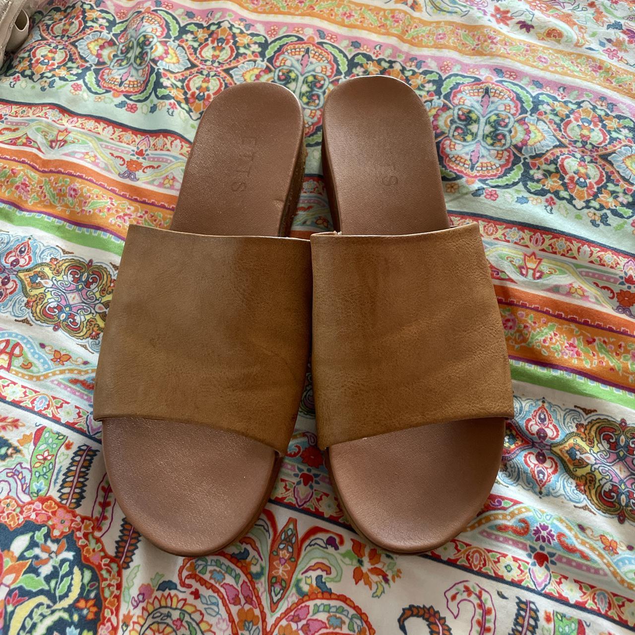 betts leather slides