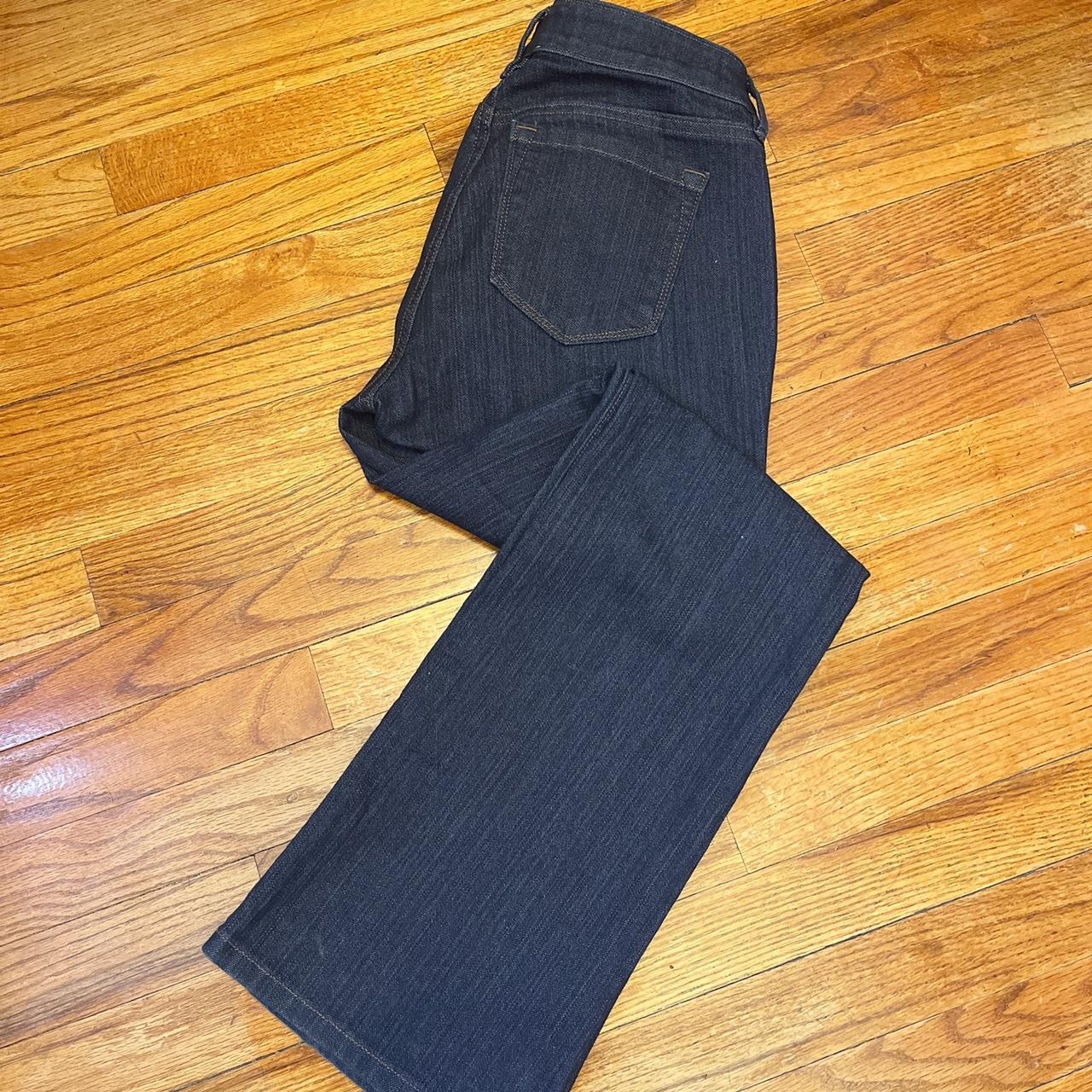 Ann Taylor Loft Curvy Bootcut Denim Woman 4P This... - Depop 