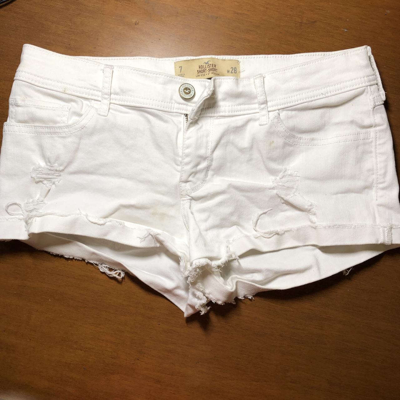 White hollister Very stretchy, Depop