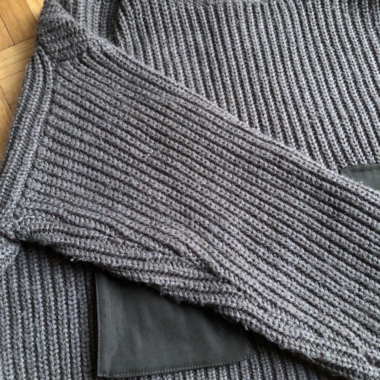 Zara Women's Green and Grey Jumper | Depop