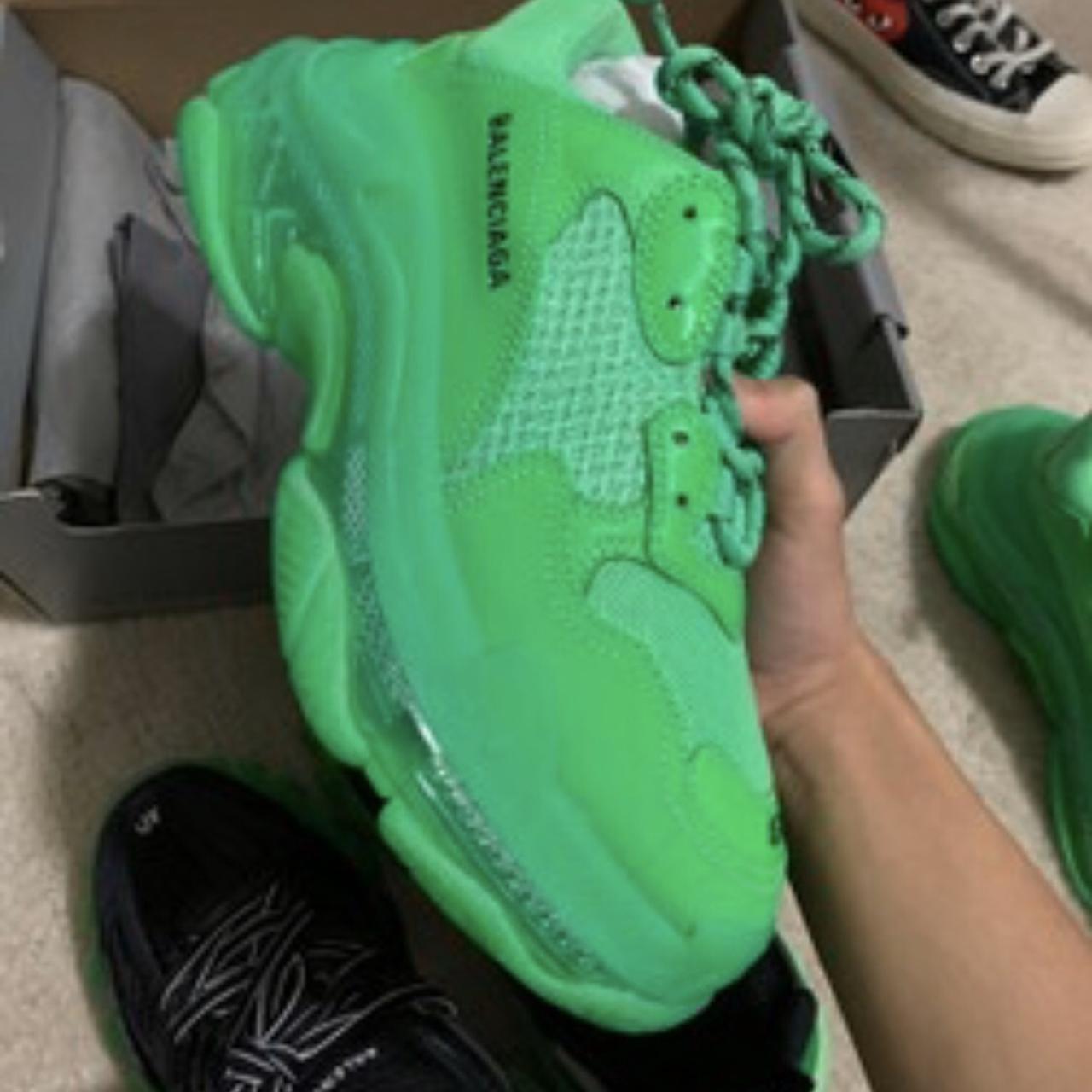 Balenciaga triple s on sale neon green womens