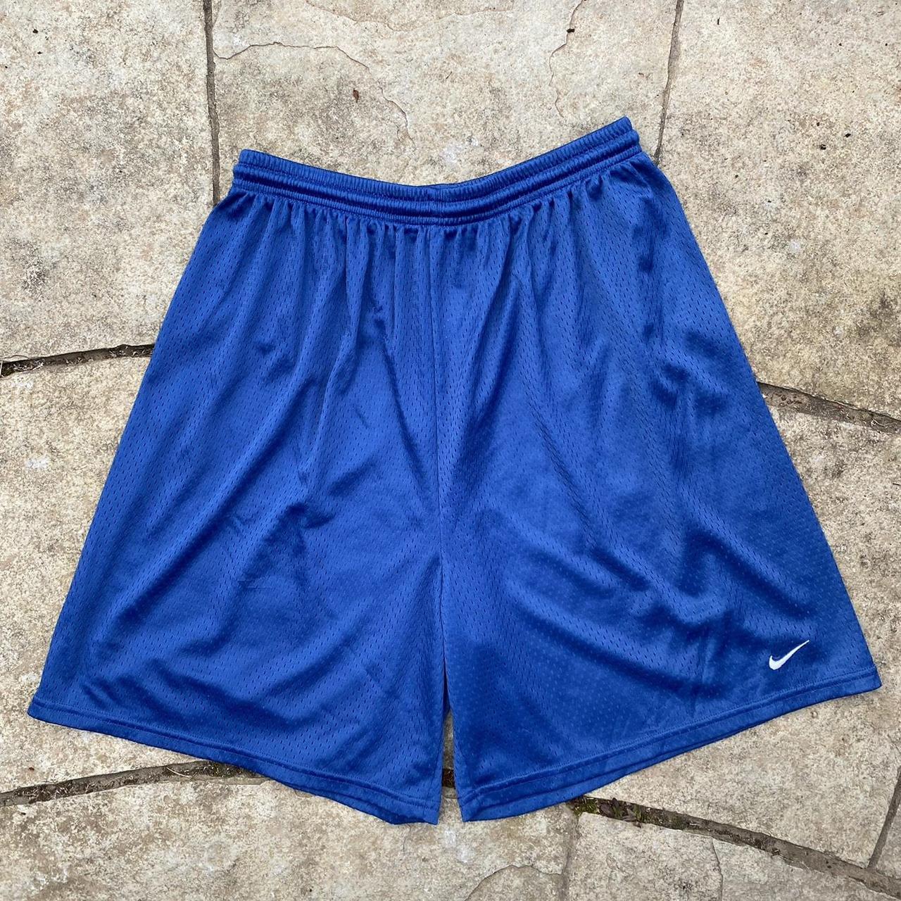 00’s Nike Bastetball Shorts FREE SHIPPING 🇬🇧 Large... - Depop