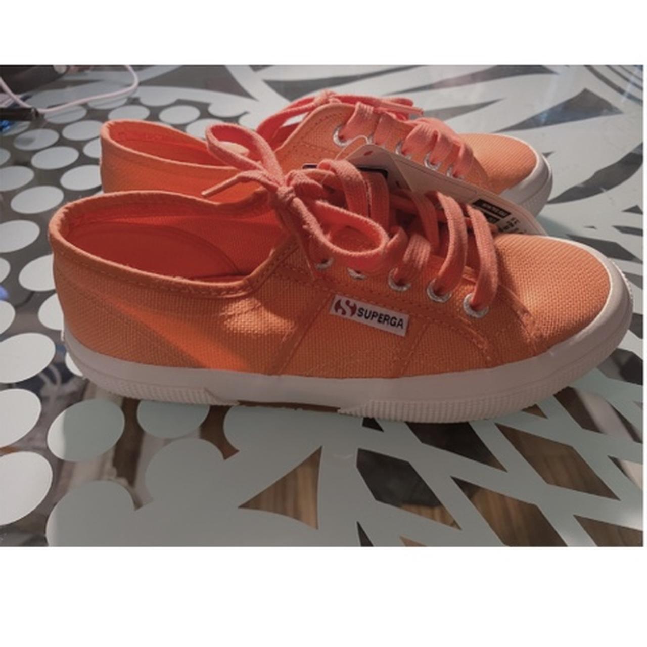 Superga true to outlet size