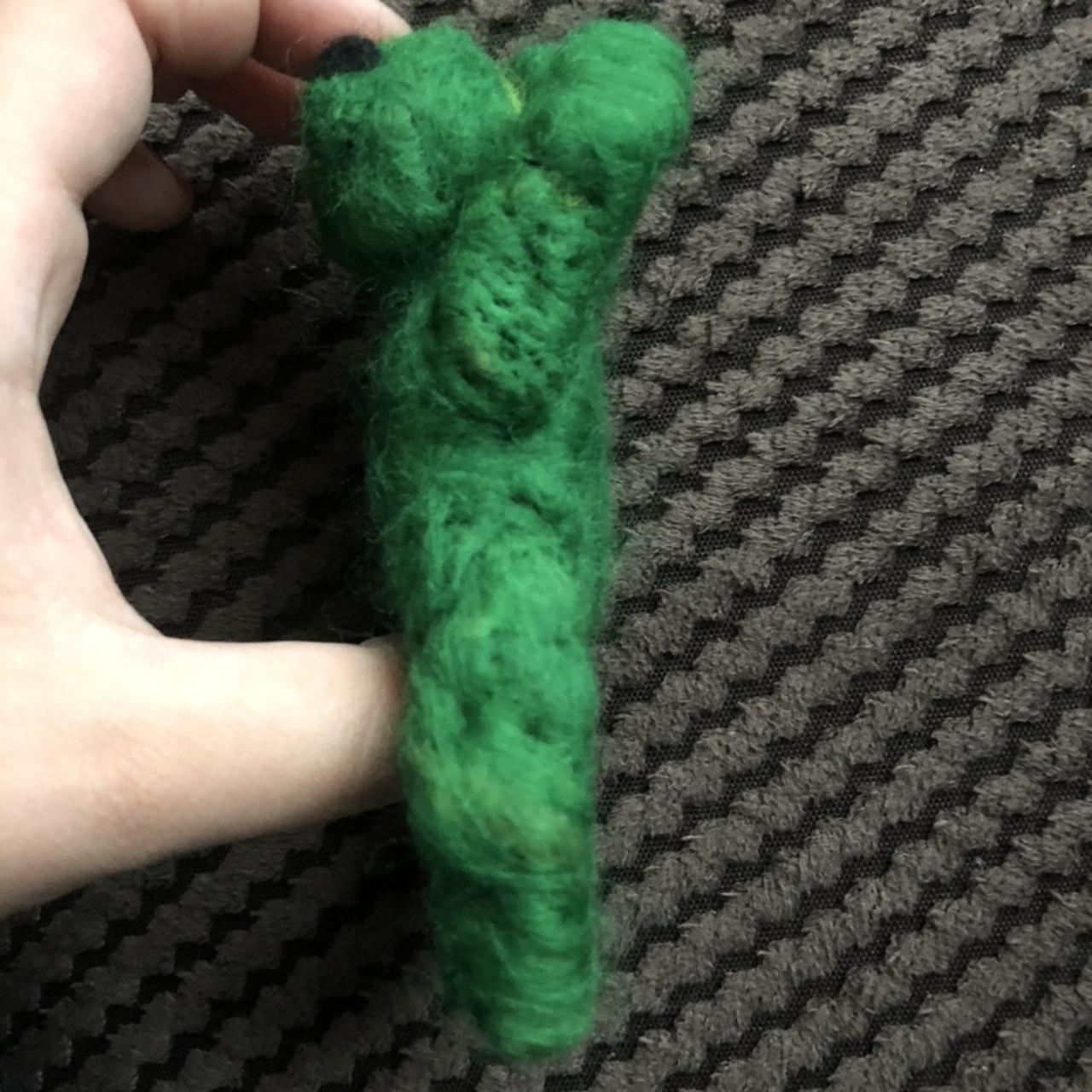 Green (4)