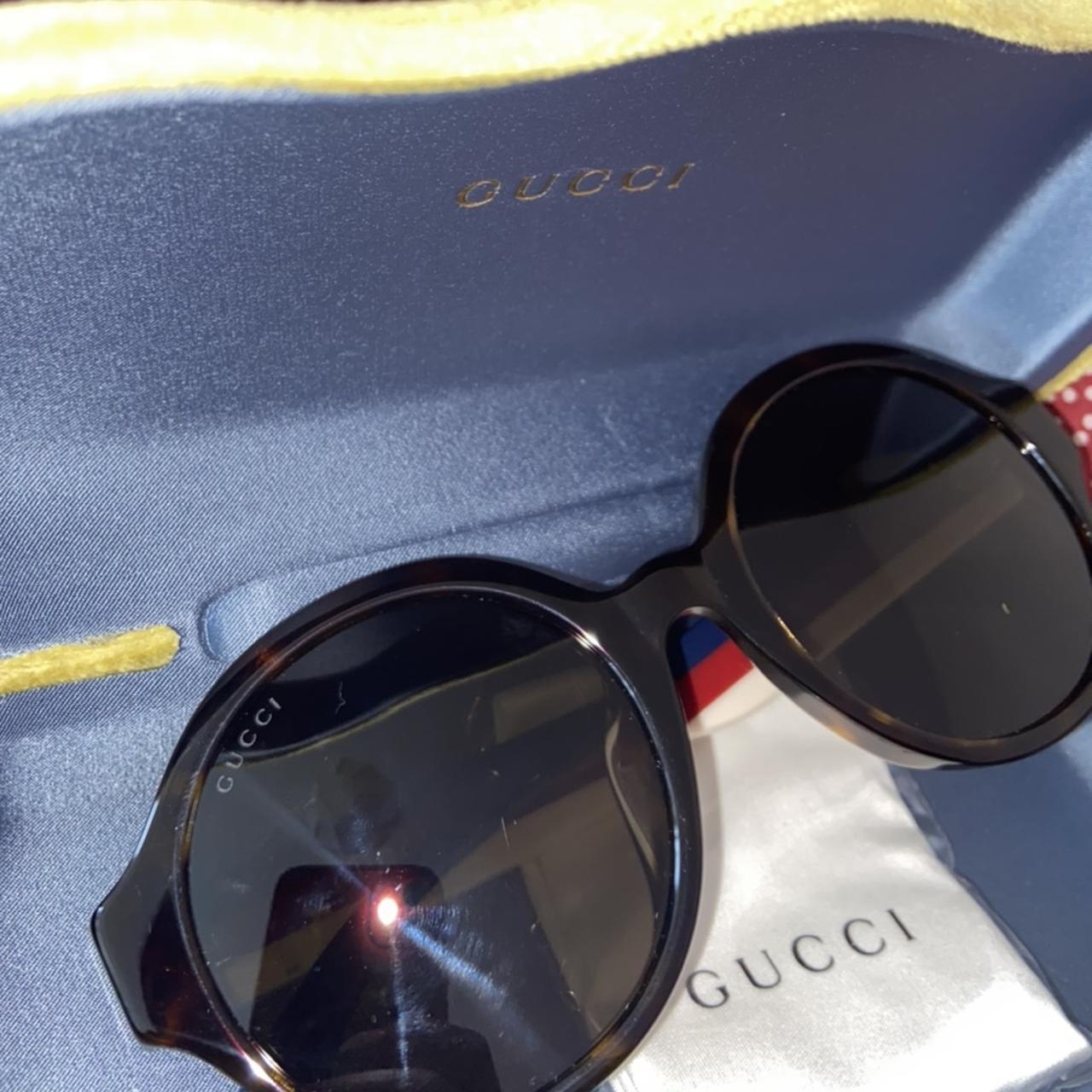 Gucci navy hotsell blue sunglasses