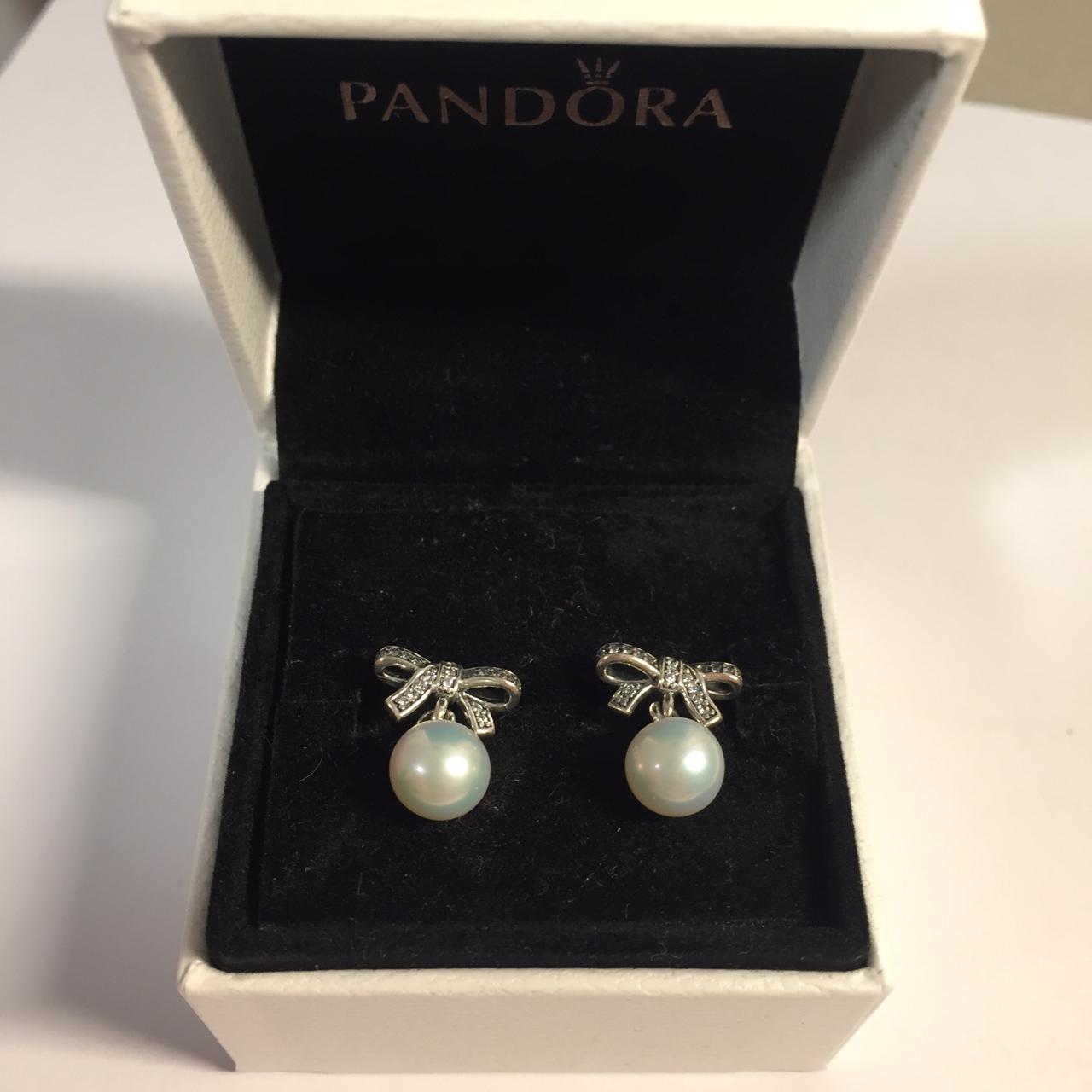 Pandora delicate sale sentiments earrings