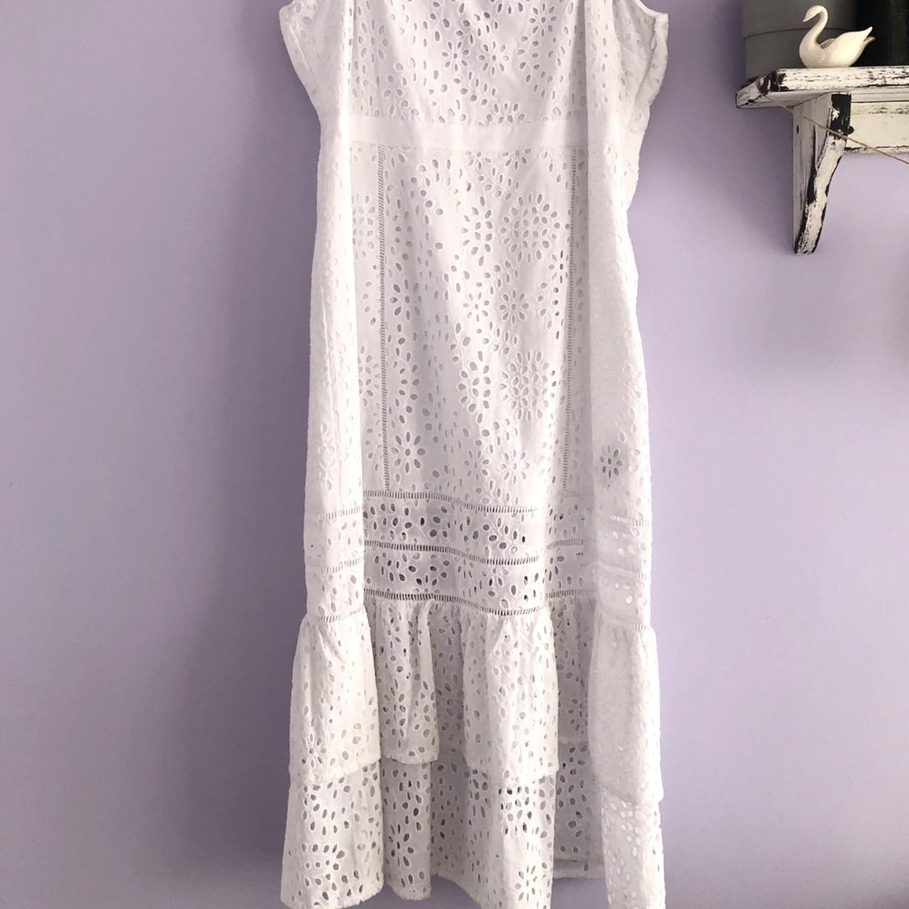 New with tags Banana Republic eyelet midi dress! Pit... - Depop