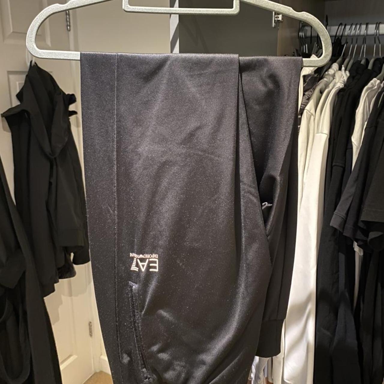 Paid 90£ Like new Message me for international shipping Depop