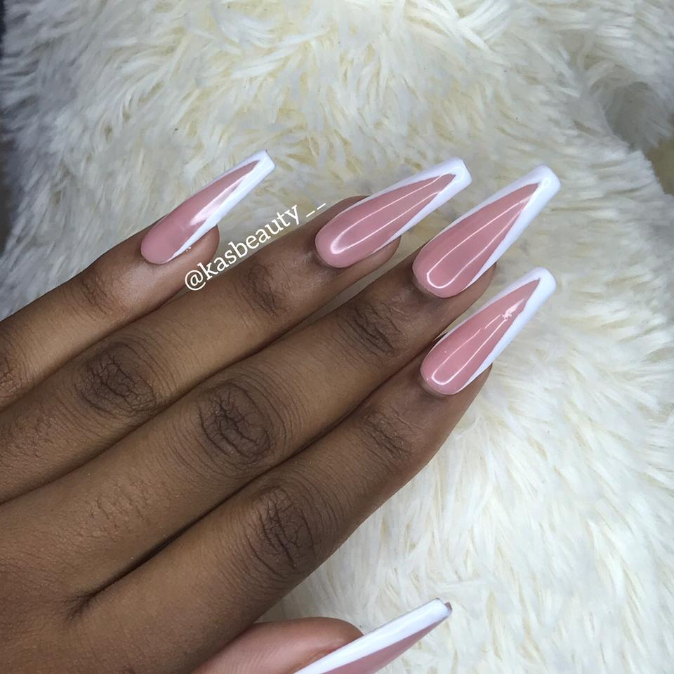 Love pink card puller ( for ppl with long nails - Depop