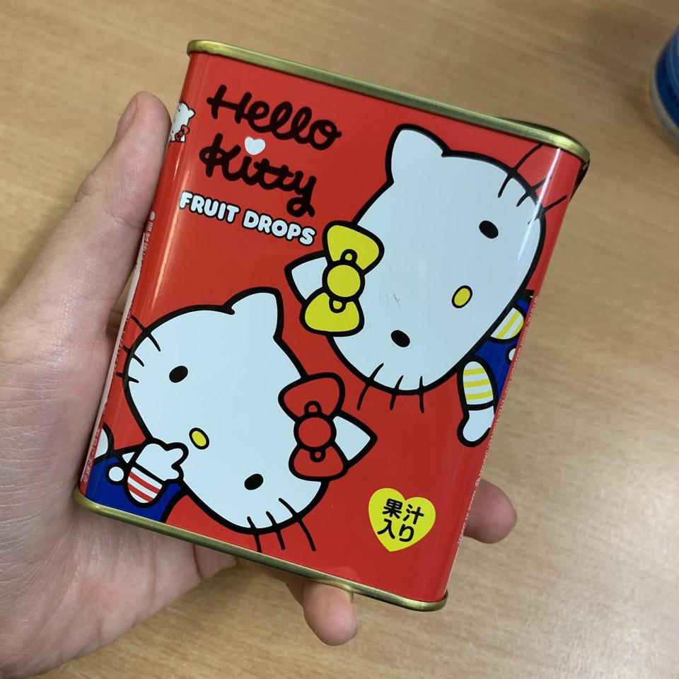 y2k hello kitty sanrio double layered holiday kitty - Depop