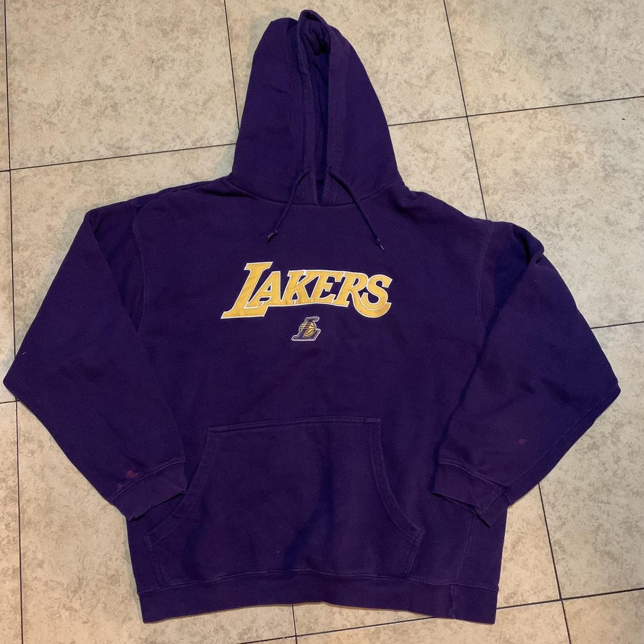 NBA LAKERS PURPLE HOODIE Men Size XL Vintage... - Depop