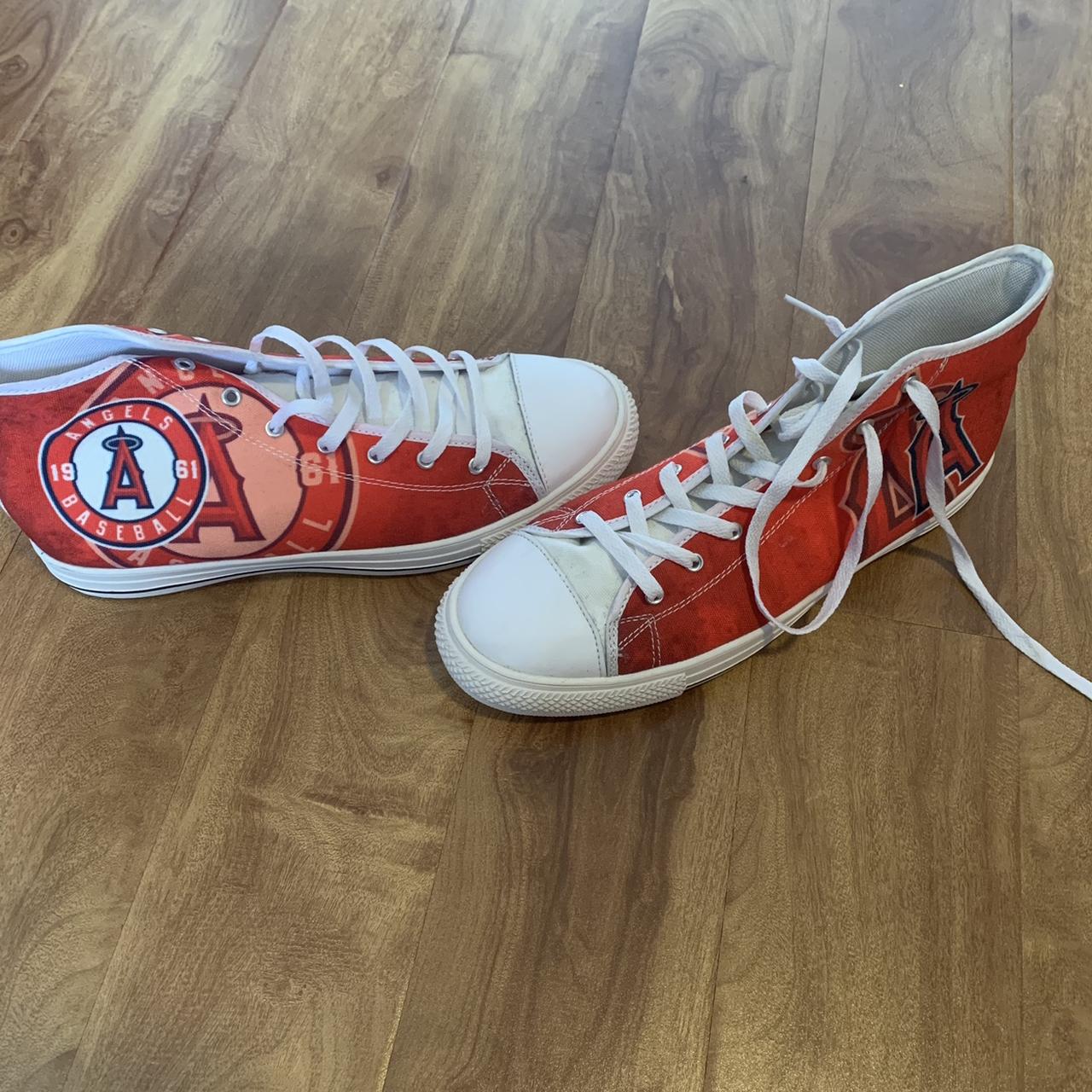 Los Angeles Angels, Shoes