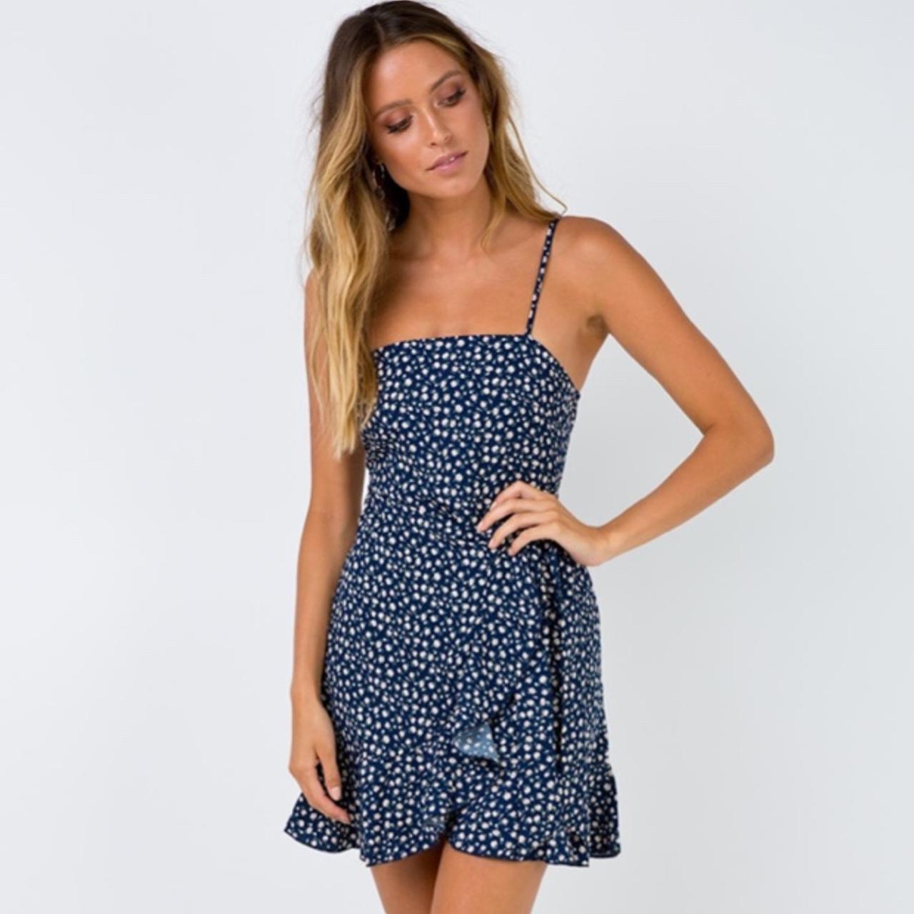 Free Shipping! Princess Polly dress! It’s so pretty... Depop