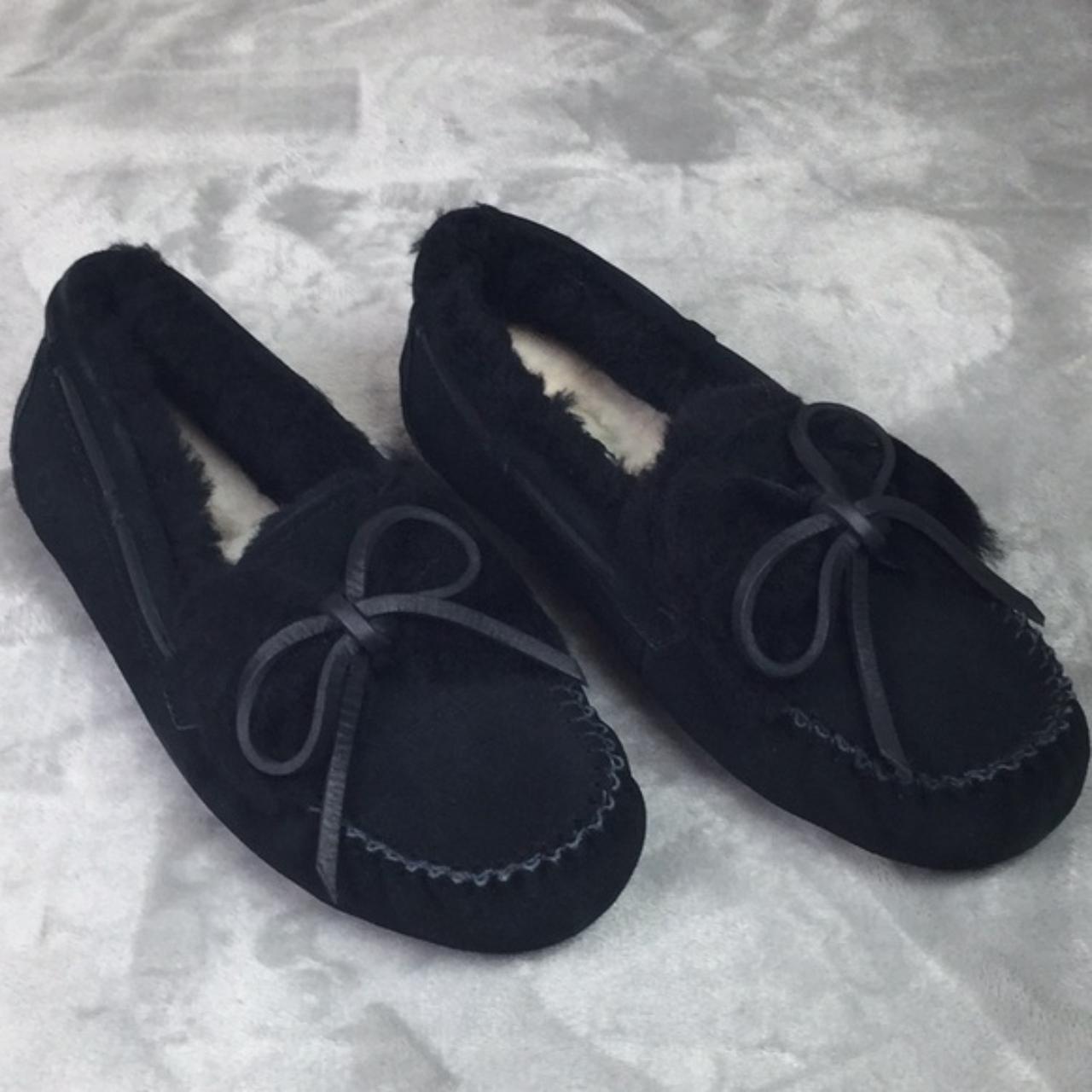 UGG DAKOTA DOUBLE BOW Women's Slipper Brand new and | Depop