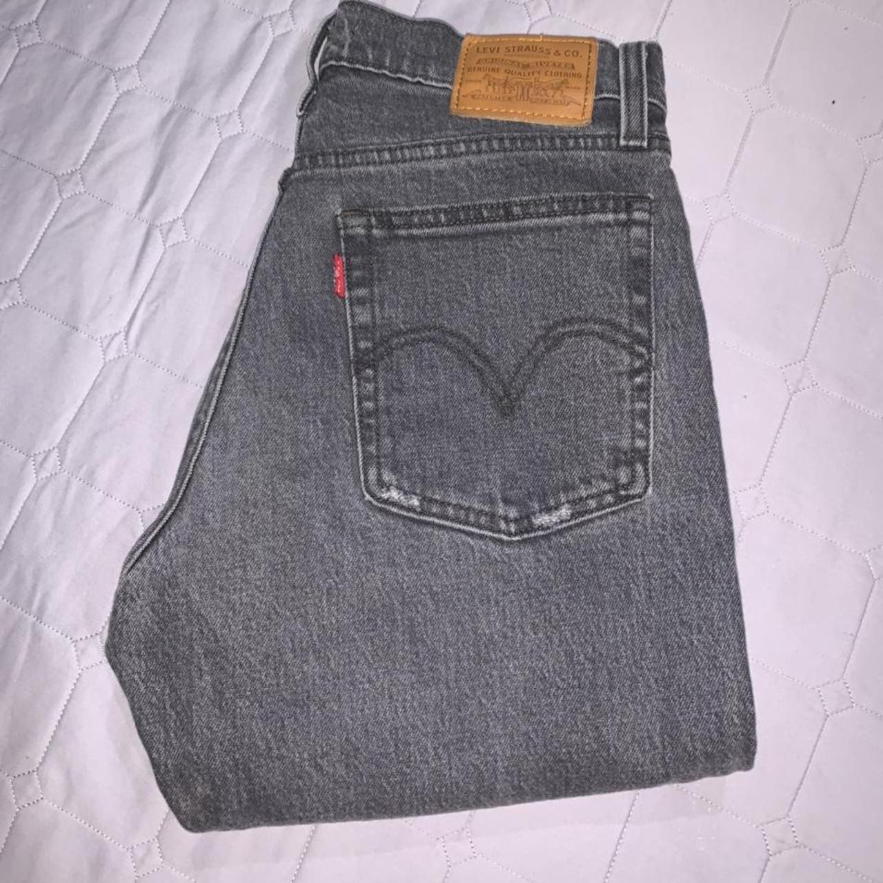 levi's wedgie straight ripped jeans