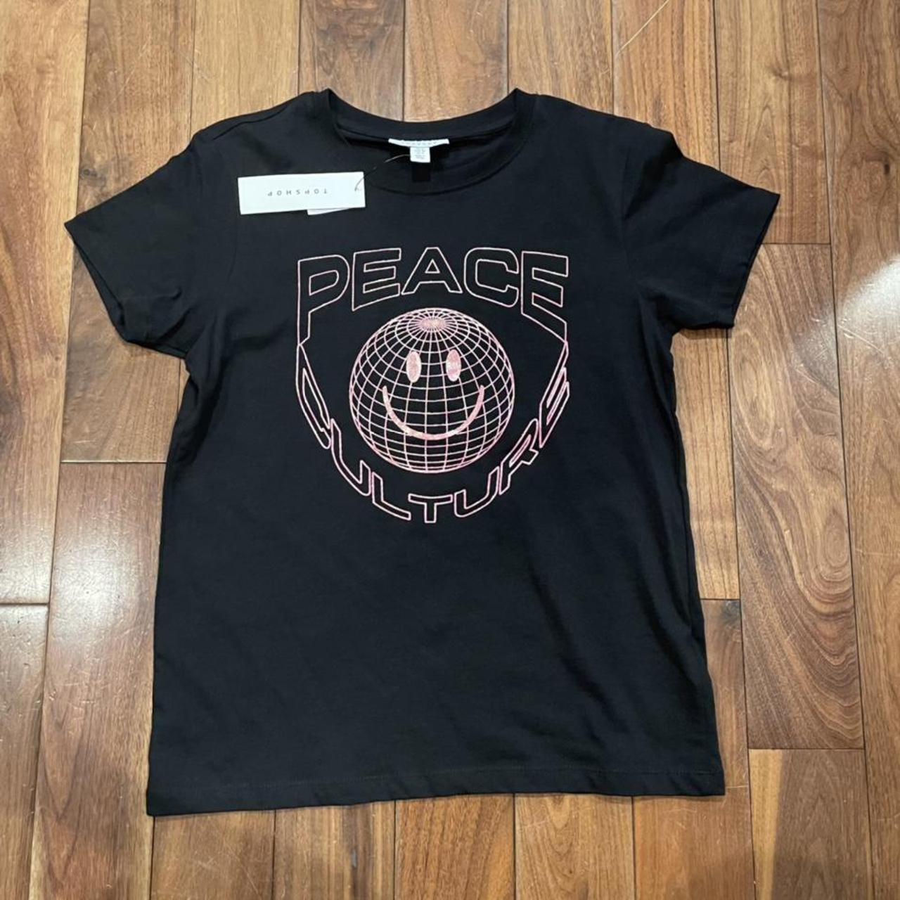 graphic tshirt Peace and culture Very cute... Depop