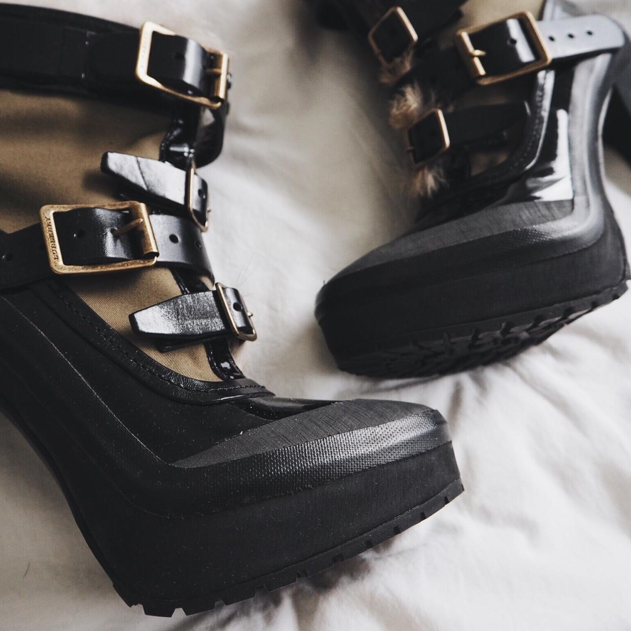 Burberry sale aviator boots