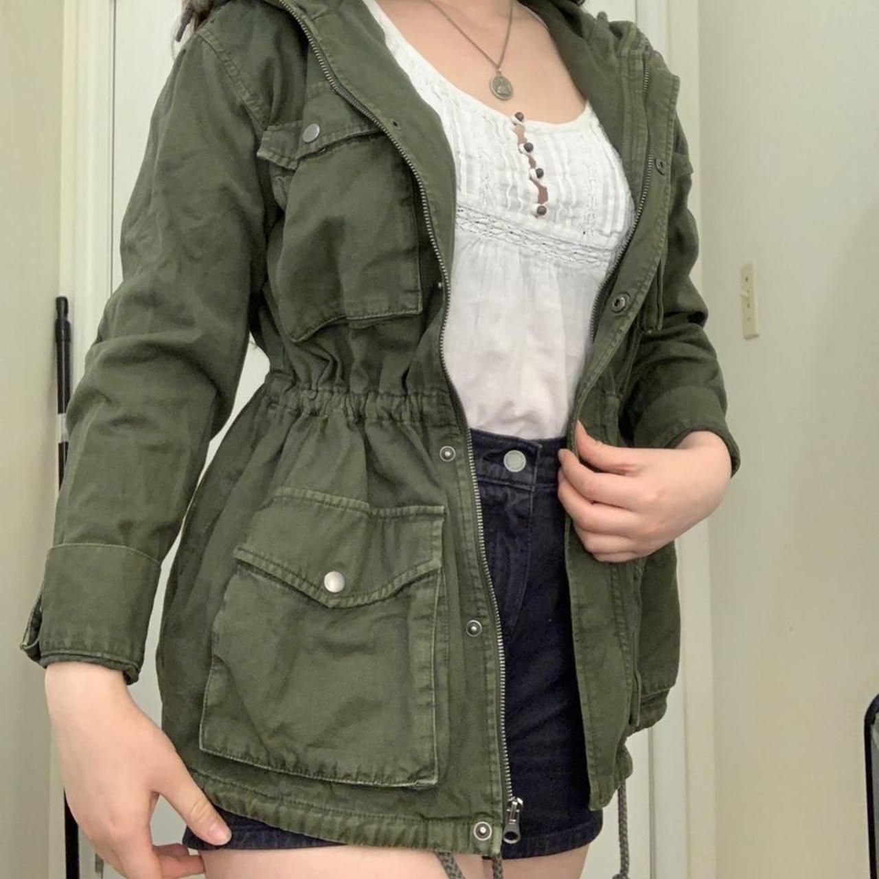 Ladies Jackets Hooded Utility Jacket Forever 21 ?ITEM LOST AS OF