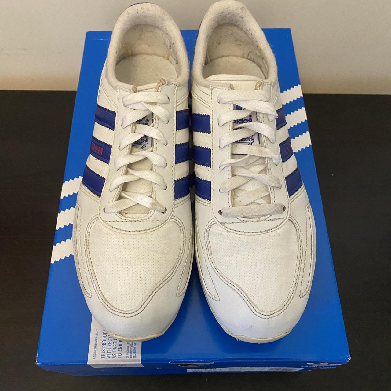 Adidas la trainer y2k trainer size 7. La trainer... - Depop