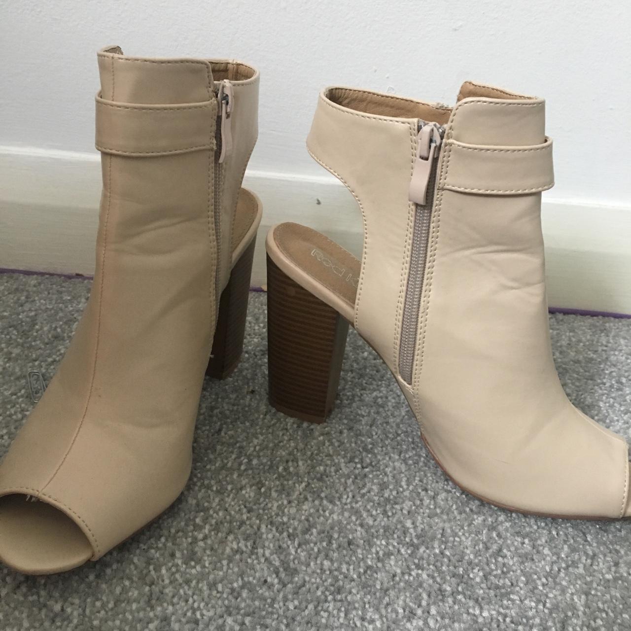 Pale pink heels with zips good condition as worn depop