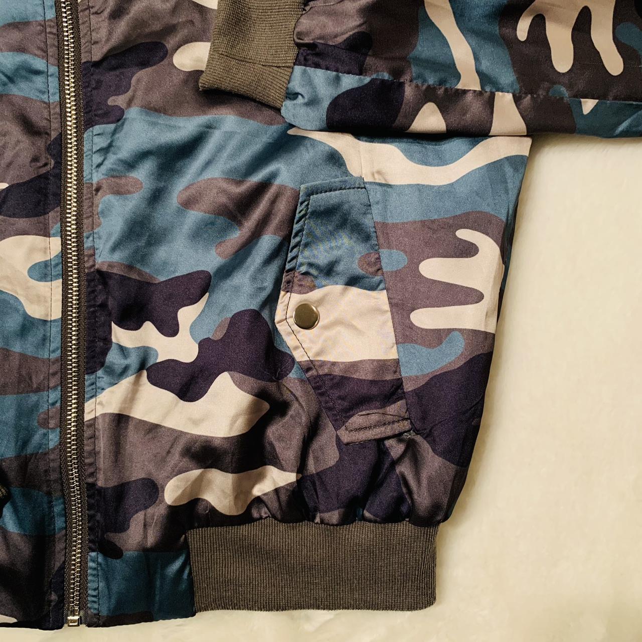 MISSGUIDED camo bomber jacket - Depop