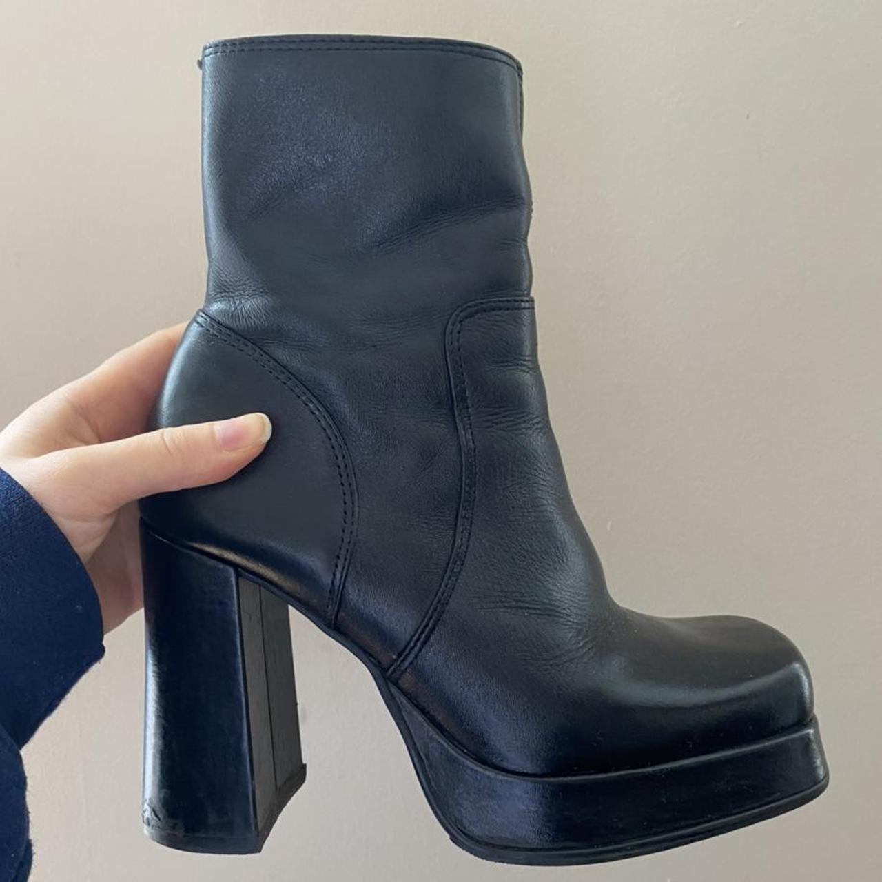 platform boots 90s style