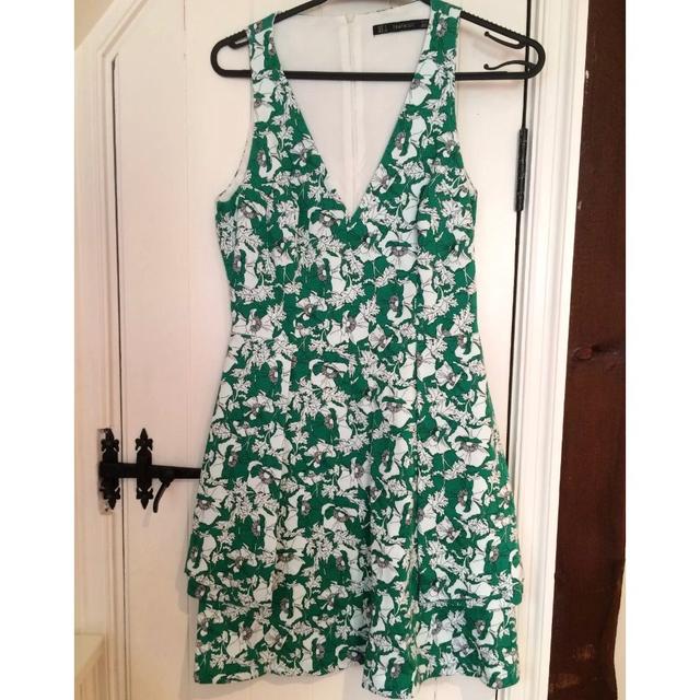 Zara trafaluc shop green dress