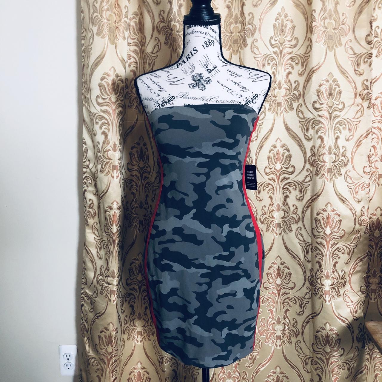 Express gray camouflage strapless dress. Depending. Depop