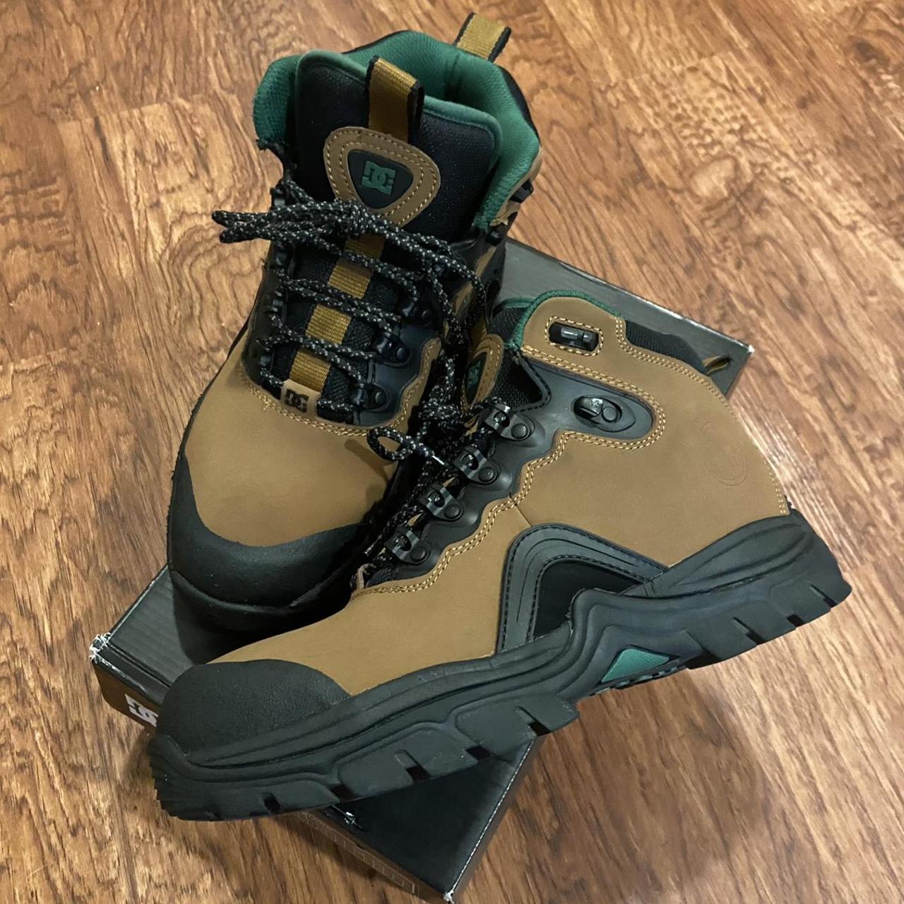 dc navigator boots